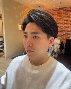 メンズニュアンスパーマで垢抜け